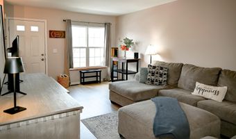 8289 Bruntsfield Rd, Columbus, OH 43235