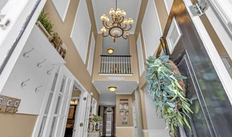6 Surle Ct, Bayville, NJ 08721