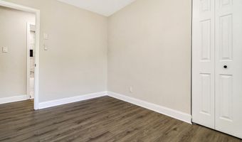 7980 AUDUBON Ave 203, Alexandria, VA 22306