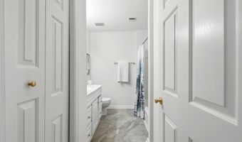 43217 BROOKFORD Sq, Ashburn, VA 20147
