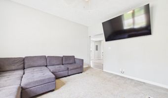 1124 E 10th St, Anderson, IN 46012