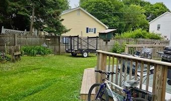327 Forest Ave, Bangor, ME 04401