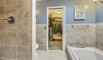 5947 APPLETOWN Rd, Boonsboro, MD 21713