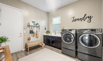 17 Reflection Cove Dr, Henderson, NV 89011