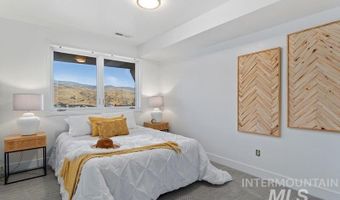 889 E Chardie Rd, Boise, ID 83702