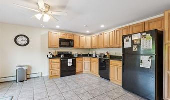 673 Metacom Ave 50, Bristol, RI 02809