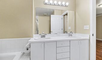 183 Kingsbrook Ave 17, Ann Arbor, MI 48103
