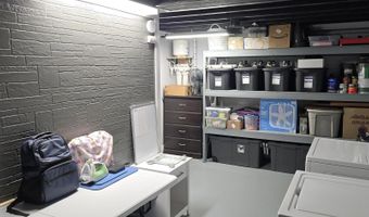 1222 NE 11th Ave, Aberdeen, SD 57401