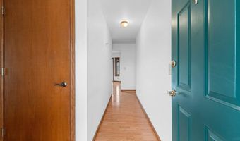 W2527 SKYVIEW Court, Appleton, WI 54915