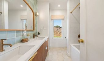 2040 Kanakanui Rd, Kihei, HI 96753