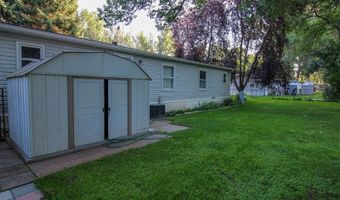 443 Piccadilly Cir, Bismarck, ND 58504