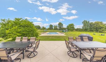 2760 N Territorial Rd W, Ann Arbor, MI 48105