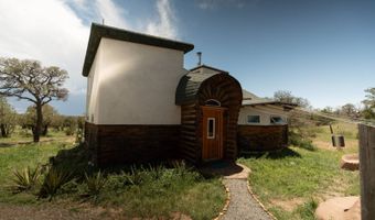 211 Vera Cruz Rd, Capitan, NM 88316
