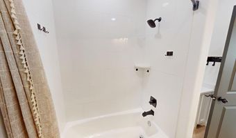 1100 NW 1st St, Andrews, TX 79714