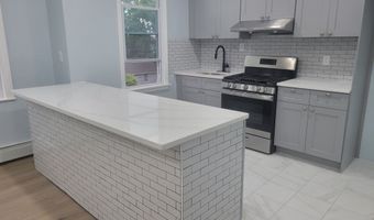 201 Bronx Ave 203, Bridgeport, CT 06606