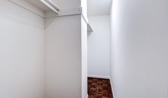 1101 S ARLINGTON RIDGE Rd S 208, Arlington, VA 22202