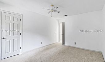 17 Dewberry Ln, Hilton Head Island, SC 29928