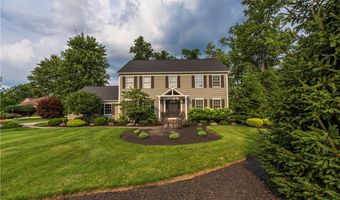 300 Lakeview Cir, Aurora, OH 44202
