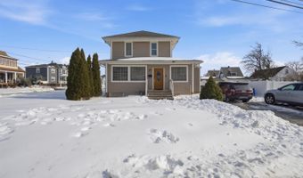 54 E Pennsylvania Ave, Avenel, NJ 07001