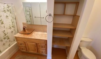 1268 Ulupii St, Kailua, HI 96734