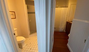 167 Coggeshall Ave A, Newport, RI 02840