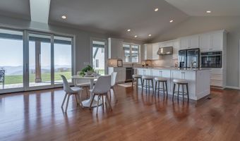 76 ELK MEADOW Dr, Afton, VA 22920