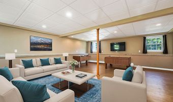 6 Woodland Cir, Bow, NH 03304