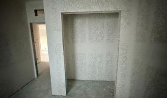 179 Peeps Ct, Adkins, TX 78101