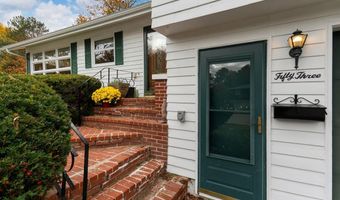 53 Hampton Ave, Auburn, ME 04210