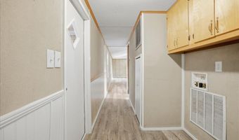 254 Country Pl, Bean Station, TN 37708