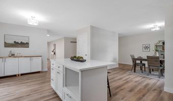 1254 Jade Wind Cir, Ballwin, MO 63011