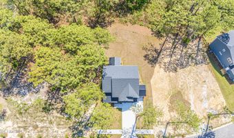 613 Watauga Ln, Aberdeen, NC 28315