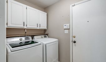 8178 Captain Dr, Avon, IN 46123