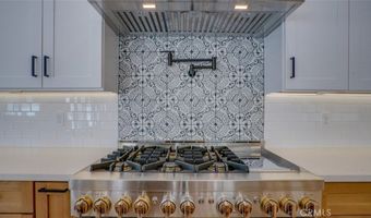 6250 Lindley Ave, Encino, CA 91316