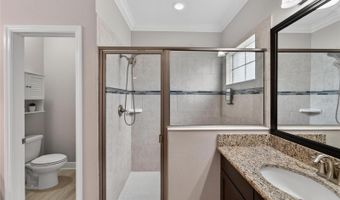 7020 OLD BENTON Dr, Apollo Beach, FL 33572