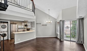 6010 CURTIER Dr F, Alexandria, VA 22310