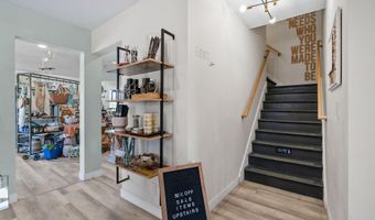 623 E Main St, Anoka, MN 55303
