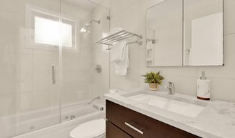 2400 41ST St NW 212, Washington, DC 20007
