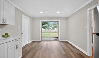 4027 CHELMONT Ln, Bowie, MD 20715