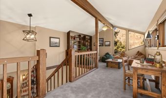 31 Kings Canyon Rd, Bellvue, CO 80512