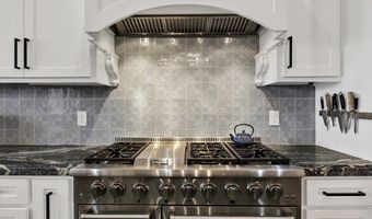 5 NW Isabella Cir, Andrews, TX 79714