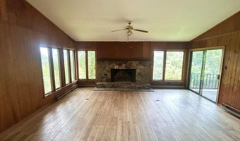53 LEIGH Ct, Basye, VA 22810
