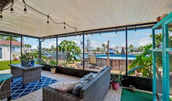 801 FLAMINGO Dr, Apollo Beach, FL 33572