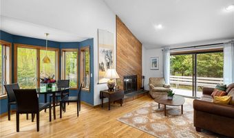 38 River Run, East Greenwich, RI 02818