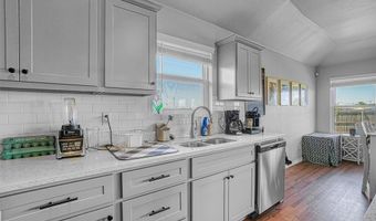 1537 Avalon Dr, Altus, OK 73521