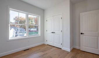 28 Dalton Dr, Barnstead, NH 03225