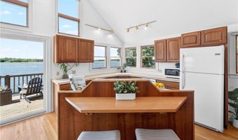 63 Teed Ave, Barrington, RI 02806