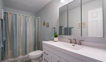 261 Hemlock St, Buffalo, WY 82834