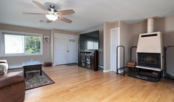 686 Gardner Rd, Exeter, RI 02822