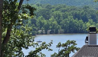 178 Kingfisher Ct 29, Badin Lake, NC 28127